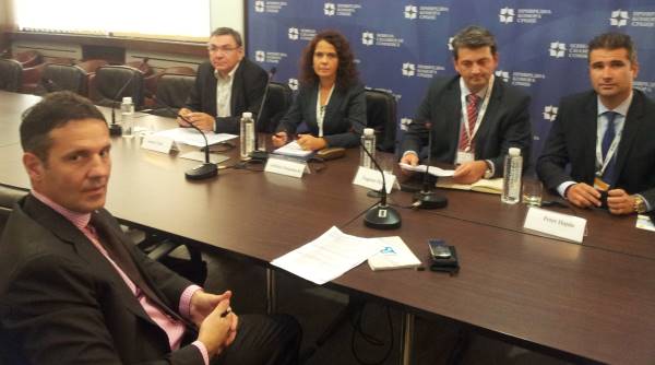 THE 2012 SEE MANAGEMENT FORUM - SAVREMENE INFORMACIONE TEHNOLOGIJE U FUNKCIJI RAZVOJA PRIVREDE